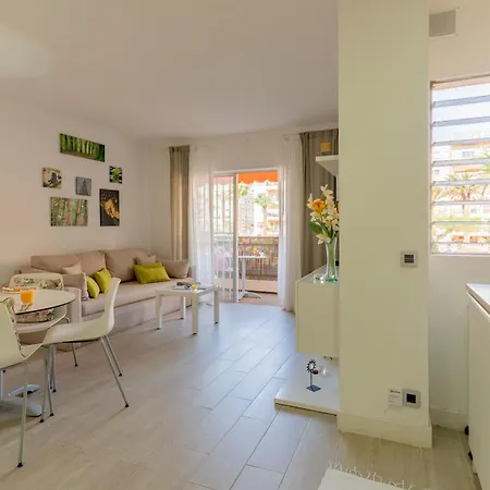 Cristianos - Cris Sol * Los Cristianos (Tenerife)